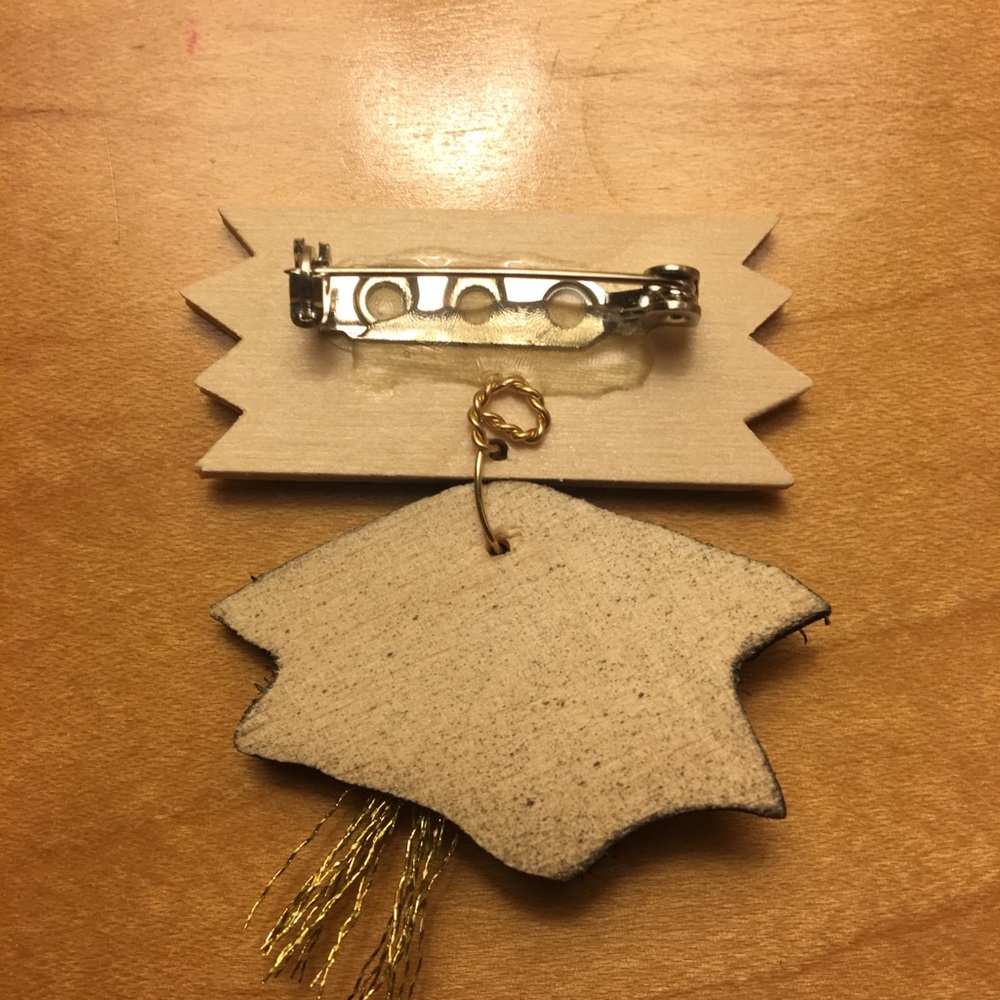 Cute Pin - Picture 2 of 2